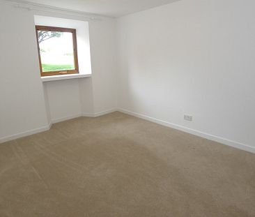 Property to let in St Andrews - Photo 4