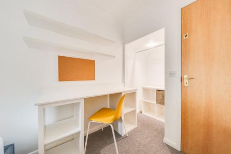 6 bedroom house to rent - Photo 4