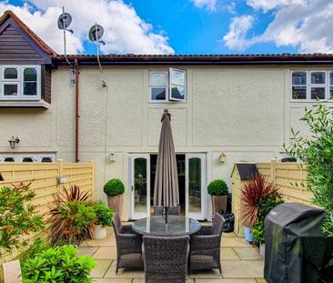 River Court, Crouchfield, Chapmore End, Ware - Photo 1