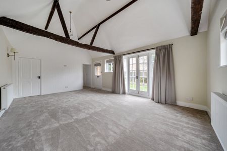 2 bedroom semi-detached house to rent - Photo 2