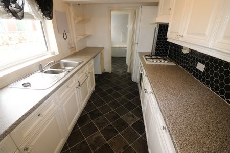 Conway Close, Off Boulevard, Hull - Photo 5