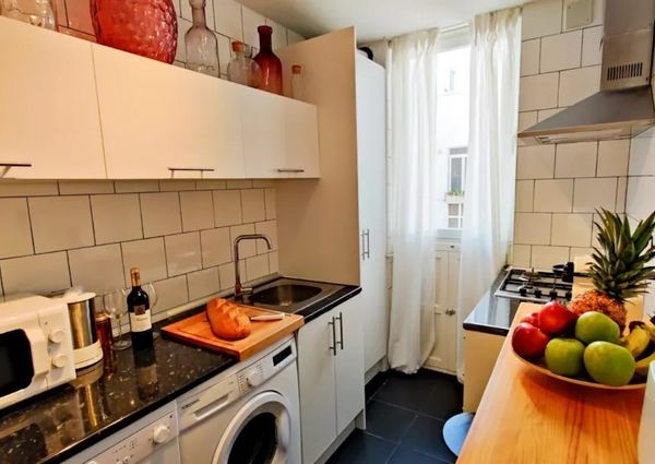 Calle Berruguete, Madrid, Community of Madrid 28039