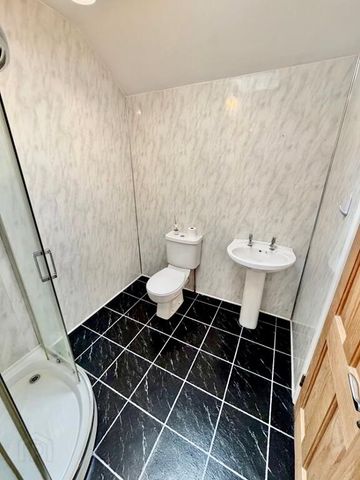 57 Strand Terrace, Coleraine, BT51 3AB - Photo 3