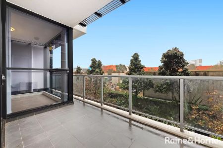 Apartment with 2 bedrooms, 2 bathrooms & parking for 1 car - Photo 5