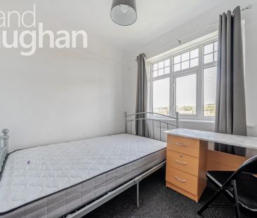 5 bedroom semi-detached house to rent - Photo 4