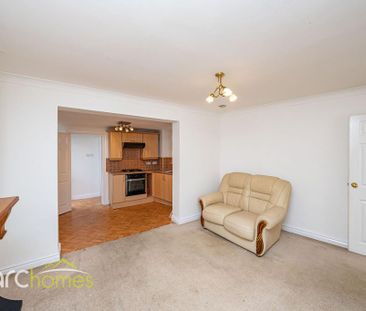 3 bedroom semi-detached house to rent - Photo 1