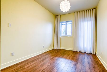 Condo for rent, Montréal (Saint-Laurent) - Photo 3