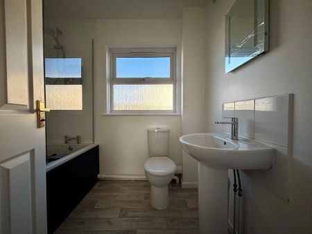 Royal Oak Mews, Cheltenham, GL50 - Photo 4