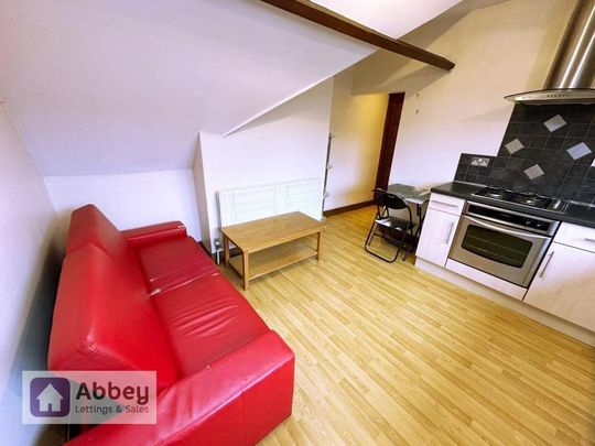 1 bedroom flat to rent - Photo 1