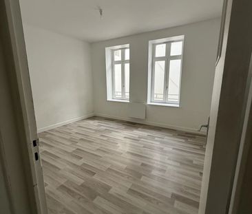 Location Appartement 3 pièces 63m² BOULOGNE SUR MER 62200 - Photo 5