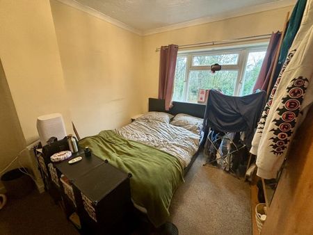 Bowthorpe Road, Norwich - Photo 5