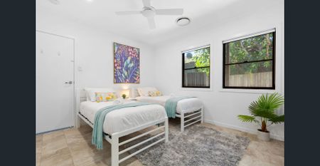 5 Bedroom 3 Bathroom Home Fully Furnished All Bills Incl. - Photo 3