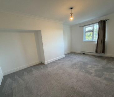 2 bedroom semi-detached house to rent - Photo 4