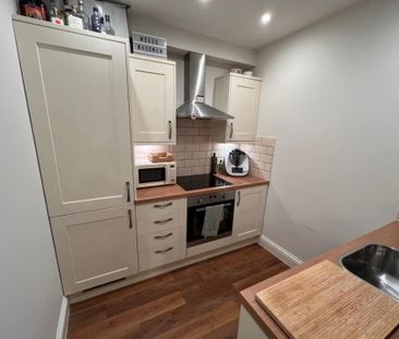 2 bedroom apartment to rent - Photo 6