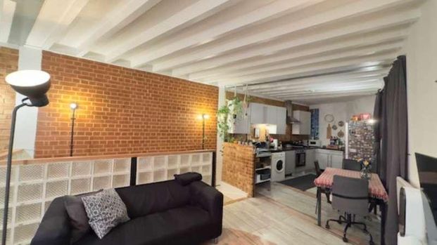 Grasmere Rd, Plaistow, E13 - Photo 1