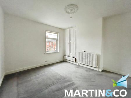 3 bedroom terraced house to rent - Photo 4