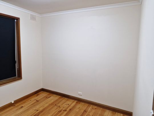 Hallett Cove - Photo 1