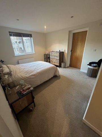 2 bedroom flat to rent - Photo 4