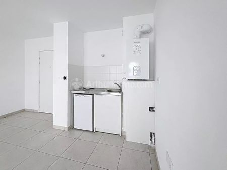 Location Appartement 1 pièces 31 m2 à Clermont-Ferrand - Photo 3