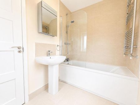 2 bedroom semi-detached house to rent - Photo 2