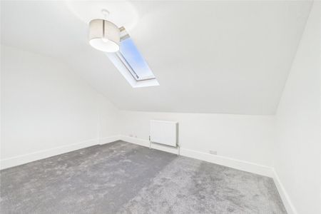 2 bedroom maisonette to rent - Photo 3