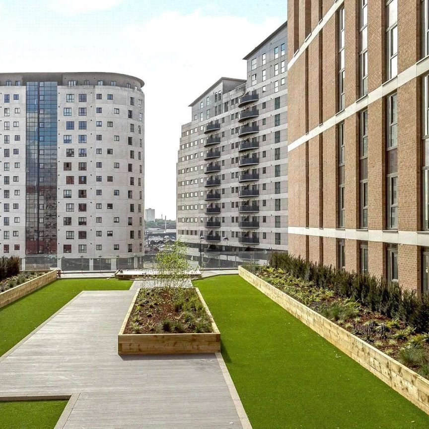 AVAILABLE 02ND JAN | ONE BEDROOM APARTMENT AT LUXURY DEVELOPMENT | ALLEGRO LIVING | PARKING AVAILABLE | 24-HOUR CONCIERGE | RESIDENTS GYM | PRIME LOCATION | BLEND OF COMFORT AND CONVENIENCE - Photo 1