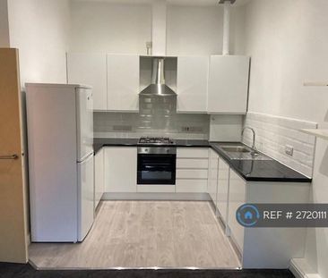 2 bedroom flat to rent - Photo 3