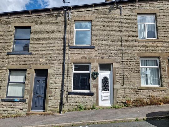 3 bedroom terraced house to rent - Photo 1