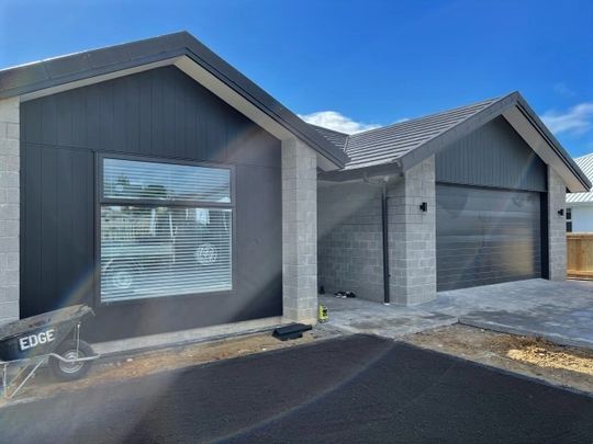 Family Home - Ohauiti - Photo 1