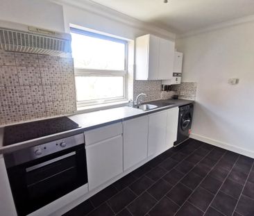 Top, 11 Spindle Tree Court - Photo 3