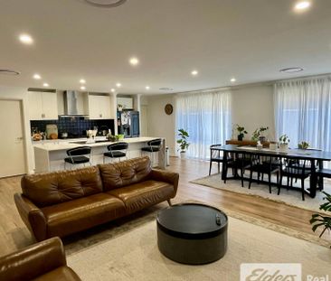 Parkway Delight - Photo 1