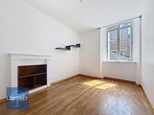 Apartment - Photo 1