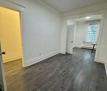 Mile-End - Superbe Grand 3 1/2 à Louer - Photo 3