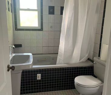 For Lease - 1904 Glengrove Road, Pickering, Ontario - Photo 3