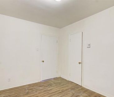 3227 Av. Hector - Photo 6