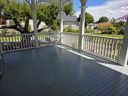 Absolute Stunner! - Photo 2