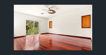 Modern, Low Maintenance Family Home in the Heart of Strathfield - Photo 4