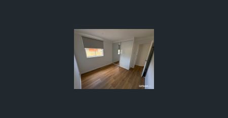 Fully Renovated Cottage in Private Setting - Photo 4