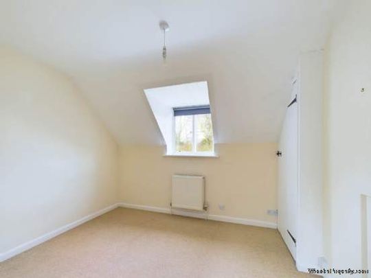 3 bedroom property to rent in Watlington - Photo 1