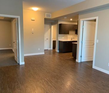 102 221C Lake Street - Photo 6