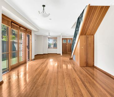 QUALITY AND STYLE IN THE HEART OF BRUNSWICK! - Photo 5