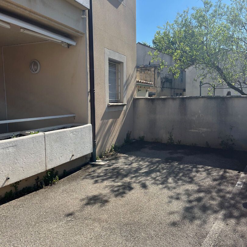 A LOUER - ROGNONAS Appartement T3 au RDC avec terrasse, - Photo 1