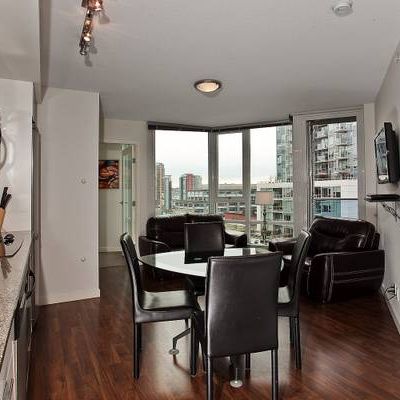 PET WELCOME-AVAILABLE November 1st-FURNISHED 2 BEDROOM @ 788 Hamilton - Photo 4