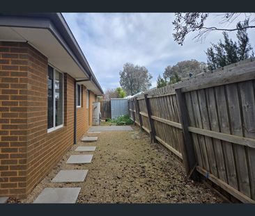 2/29 Lady Penrhyn Drive, Wyndham Vale, Vic 3024 - Photo 1