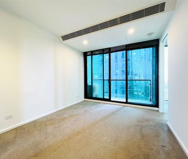 City Life Style Living - Photo 3