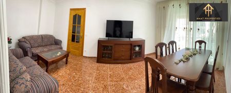 Alquiler de piso en Sierra de Estepona - Avda. de Andalucía, Estepona - Photo 5