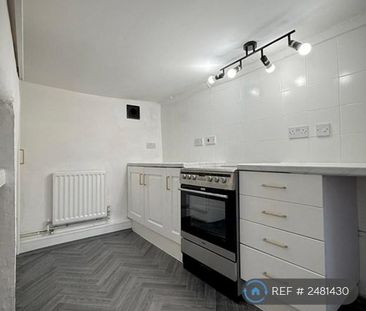 3 bedroom terraced house to rent - Photo 6