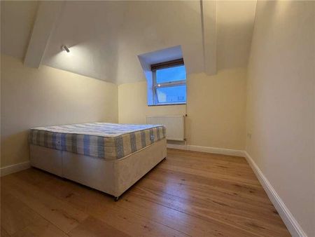 High Street, London, N8 - Photo 3