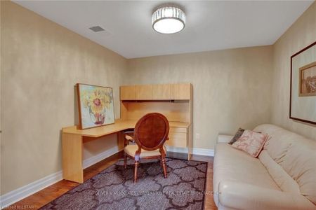 For Lease - 505 Talbot Street Unit# 1201, London East, Ontario - Photo 5