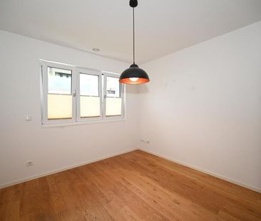 Großzügige 3-Zimmer-Wohnung mit schönem Garten in ruhiger Citylage! Neumarkt - Lährer Weg - Photo 2